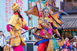 得分本土球员最高！崔永熙半场9中5得14分6板2助